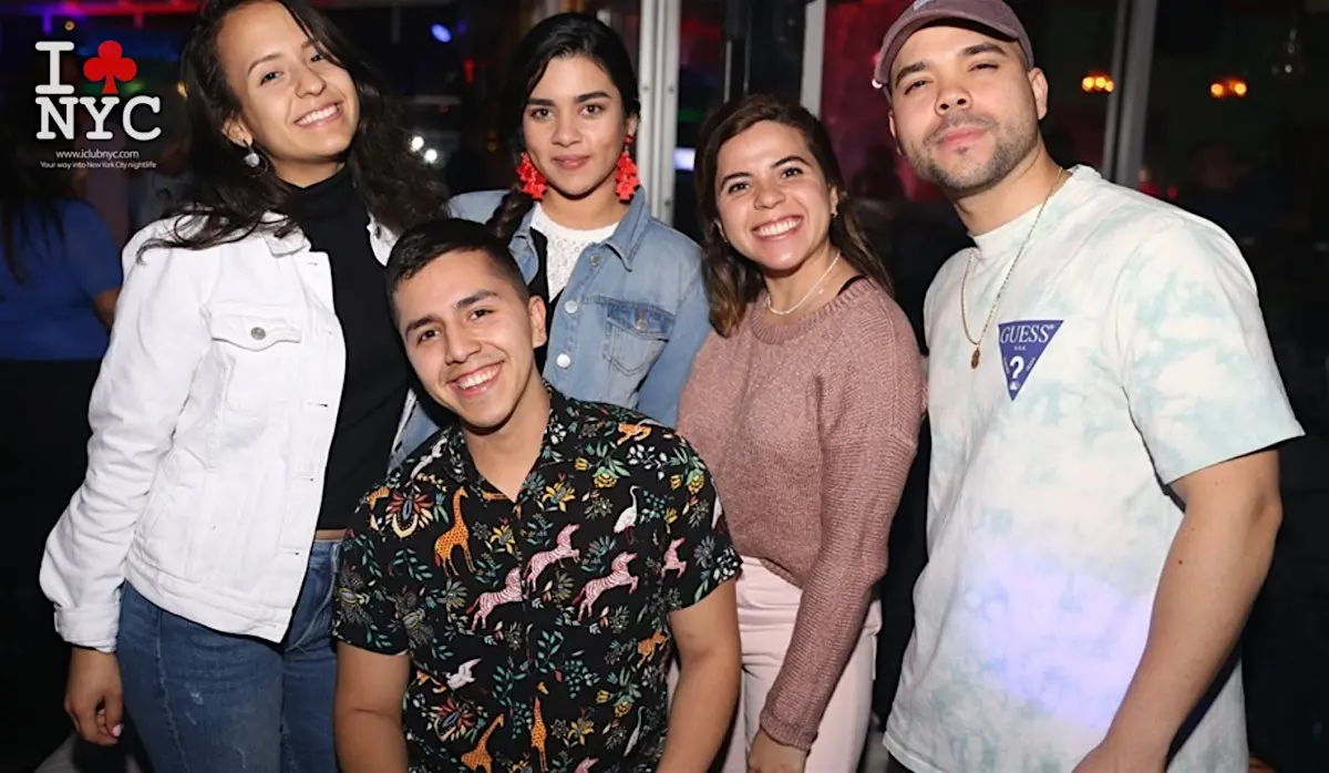 FIESTA LATINA DEL SÁBADO POR LA NOCHE | COPA DE LA CIUDAD DE NUEVA YORK